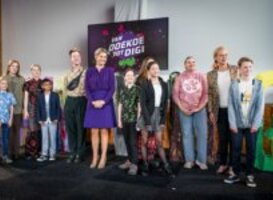 Koningin Máxima opent Week van het geld 2022 in Kunsthal Rotterdam 