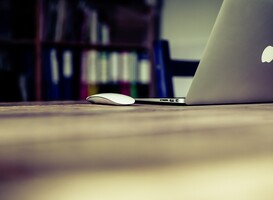 Voor onderzoek naar online onderwijs op universiteiten zijn nog studenten nodig Voor onderzoek naar online onderwijs op universiteiten zijn nog studenten nodig