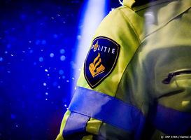 Politie houdt 16-jarige jongen aan voor neersteken vrouw in Vlaardingen