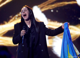 Songfestivalwinnares Jamala zorgt voor minder kijkers naar College Tour