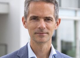 Gino Camp voor zes jaar benoemd tot bijzonder hoogleraar Effectief leren Gino Camp voor zes jaar benoemd tot bijzonder hoogleraar Effectief leren