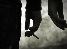 In verschillende wijken dreigen jongeren in de drugscriminaliteit te belanden 