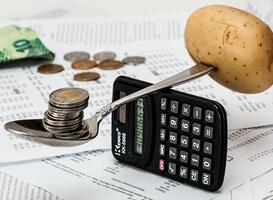 Normal_coins-1015125_1920