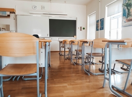 Normal_empty-school-classroom-2022-08-01-04-42-21-utc