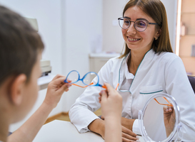 Voor optometristen zijn er voorlopig voldoende opleidingsplaatsen Voor optometristen zijn er voorlopig voldoende opleidingsplaatsen