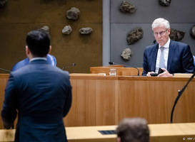 Staatssecretaris Van Rij mist reflectie Kamer op eigen rol in toeslagenschandaal