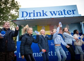 Nationale Kraanwaterdag: Kinderen drinken nog steeds niet genoeg water