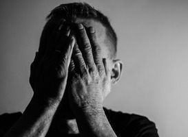 Meer dan de helft van de jongeren vindt het taboe om te praten over problemen Meer dan de helft van de jongeren vindt het taboe om te praten over problemen