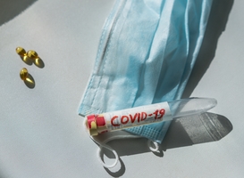 Coronathermometer niveau omhoog, maar in het onderwijs blijft alles hetzelfde Coronathermometer niveau omhoog, maar in het onderwijs blijft alles hetzelfde