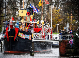 Sinterklaas komt niet met Pakjesboot 12 naar Nederland, want die is gezonken 