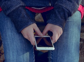 Kindertelefoon en Alles Oké? Supportlijn veel gebeld over actuele onderwerpen