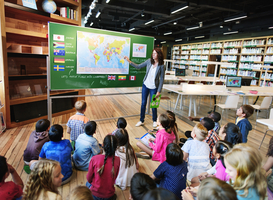 Leerlingen van Montessori College in Groesbeek maken regels voor fictief festival