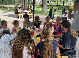 Vrijwilligers gezocht voor kindervakantieweken van Humanitas Vrijwilligers gezocht voor kindervakantieweken van Humanitas