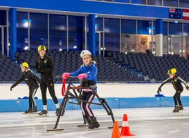 Samen Schaatsen Elfstedentour geeft laatste clinic in schaatstempel Thialf 