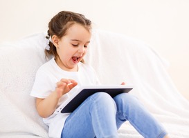 'Als kinderen te veel achter een scherm zitten leren ze risicovol spelen niet' 'Als kinderen te veel achter een scherm zitten leren ze risicovol spelen niet'
