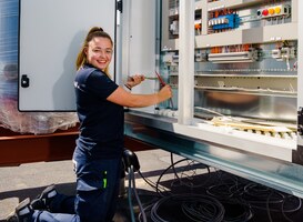Meisjes kiezen steeds vaker een technische opleiding Meisjes kiezen steeds vaker een technische opleiding