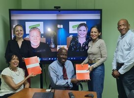Ministerie van Onderwijs lanceert digitaliseringsproject op Curaçao Ministerie van Onderwijs lanceert digitaliseringsproject op Curaçao