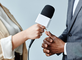 Tijdens de week van 'Journalist in de klas' bezoeken nieuwsredacties scholen Tijdens de week van 'Journalist in de klas' bezoeken nieuwsredacties scholen