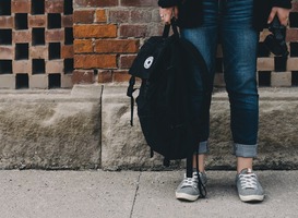 Scholen onduidelijk over vrijwilligheid ouderbijdrage Scholen onduidelijk over vrijwilligheid ouderbijdrage