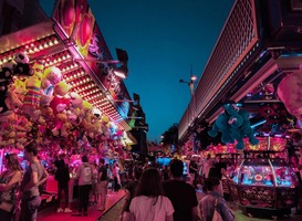 Kinderen van de Meikermis Groningen gaan naar de Rijdende School 