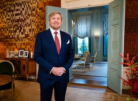 Koning brengt werkbezoek aan Scheepvaart en Transport College Koning brengt werkbezoek aan Scheepvaart en Transport College