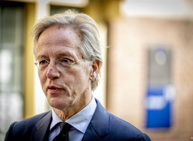 Onderwijsminister Dijkgraaf gaat fraudecontroles bij DUO onderzoeken