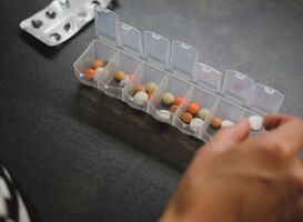 In iedere leeftijdsfase is er een ander gebruik van geneesmiddelen In iedere leeftijdsfase is er een ander gebruik van geneesmiddelen