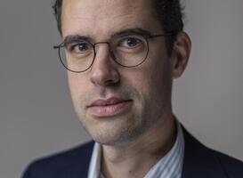 Ronald Kroeze benoemd tot hoogleraar Parlementaire Geschiedenis aan RU Ronald Kroeze benoemd tot hoogleraar Parlementaire Geschiedenis aan RU