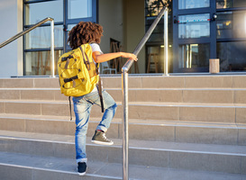 Wethouder Schokker bezocht Fortgensschool tijdens start schooljaar