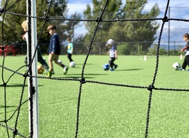 Normal_kids-at-soccer-practice-2022-11-15-12-42-49-utc