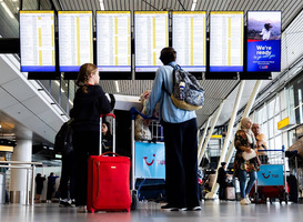Schiphol verwacht tijdens herfstvakantie zo'n 3,3 miljoen reizigers 