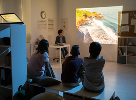 Normal_schoolkids-watching-movie-about-natural-environmen-2021-09-24-03-46-32-utc