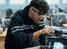 'Oplossing voor het tekort aan technische professionals ligt bij het onderwijs' 'Oplossing voor het tekort aan technische professionals ligt bij het onderwijs'