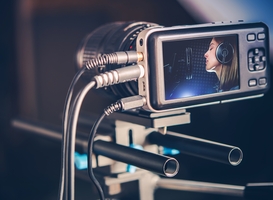 ArtEZ-alumnus Renée Schuurmans maakt videoclip voor zanger Ed Sheeran ArtEZ-alumnus Renée Schuurmans maakt videoclip voor zanger Ed Sheeran
