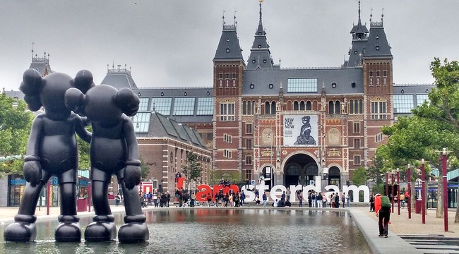 Carousel_amsterdam__rijksmuseum__museumplein__toerisme__toeristen