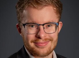 Promotie: Bram van der Kroft onderzocht duurzaamheid financiële instellingen Promotie: Bram van der Kroft onderzocht duurzaamheid financiële instellingen