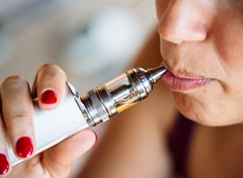 Gastlessen op middelbare scholen over de effecten van vapen Gastlessen op middelbare scholen over de effecten van vapen