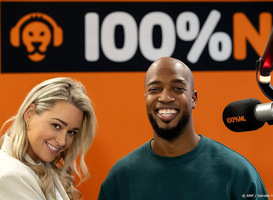 DJ's van radiozender 100% NL maken zelf doorstroomtoets van groep 8