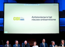 Holocaustlezing Hogeschool Utrecht en het CIDI zonder incidenten verlopen Holocaustlezing Hogeschool Utrecht en het CIDI zonder incidenten verlopen