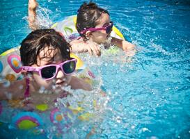Tweede Kamer eens met voorstel herinvoering schoolzwemmen