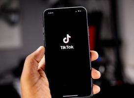 Student Journalistiek studeert af met onderzoek naar algoritme TikTok