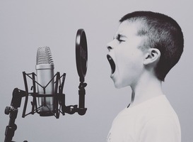 Zijn slimme basisschoolleerlingen ook betere zangers? Zijn slimme basisschoolleerlingen ook betere zangers?