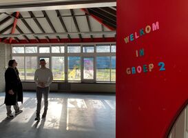 Studenten Alfa College Groningen onderzoeken oud basisschoolgebouw Studenten Alfa College Groningen onderzoeken oud basisschoolgebouw