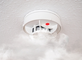 Normal_smoke-detector-or-household-fire-alarm-at-home-2023-11-27-04-51-30-utc
