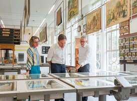 Nationaal Onderwijsmuseum in Dordrecht ontvangt demissionair premier Rutte Nationaal Onderwijsmuseum in Dordrecht ontvangt demissionair premier Rutte