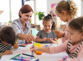 Normal_group-of-small-nursery-school-children-with-teache-2023-11-27-05-08-10-utc