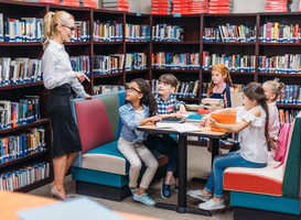 Basisschool De Duinpieper heeft een nieuwe schoolbibliotheek Basisschool De Duinpieper heeft een nieuwe schoolbibliotheek