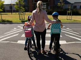 Basisschool over twee locaties verdelen is voor ouders en leraren onacceptabel