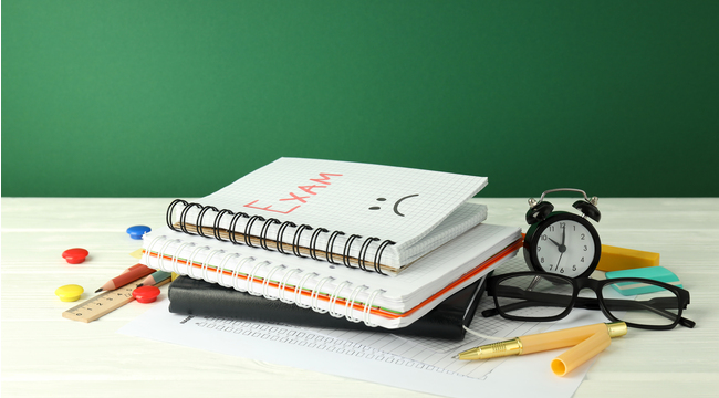 Carousel_concept-of-preapring-to-exams-and-tests-2025-03-24-14-53-20-utc