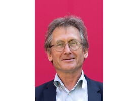 Ben Feringa geeft lezing tijdens Woudschoten Chemie Conferentie Ben Feringa geeft lezing tijdens Woudschoten Chemie Conferentie